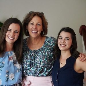 Meet your Posher, Sharon